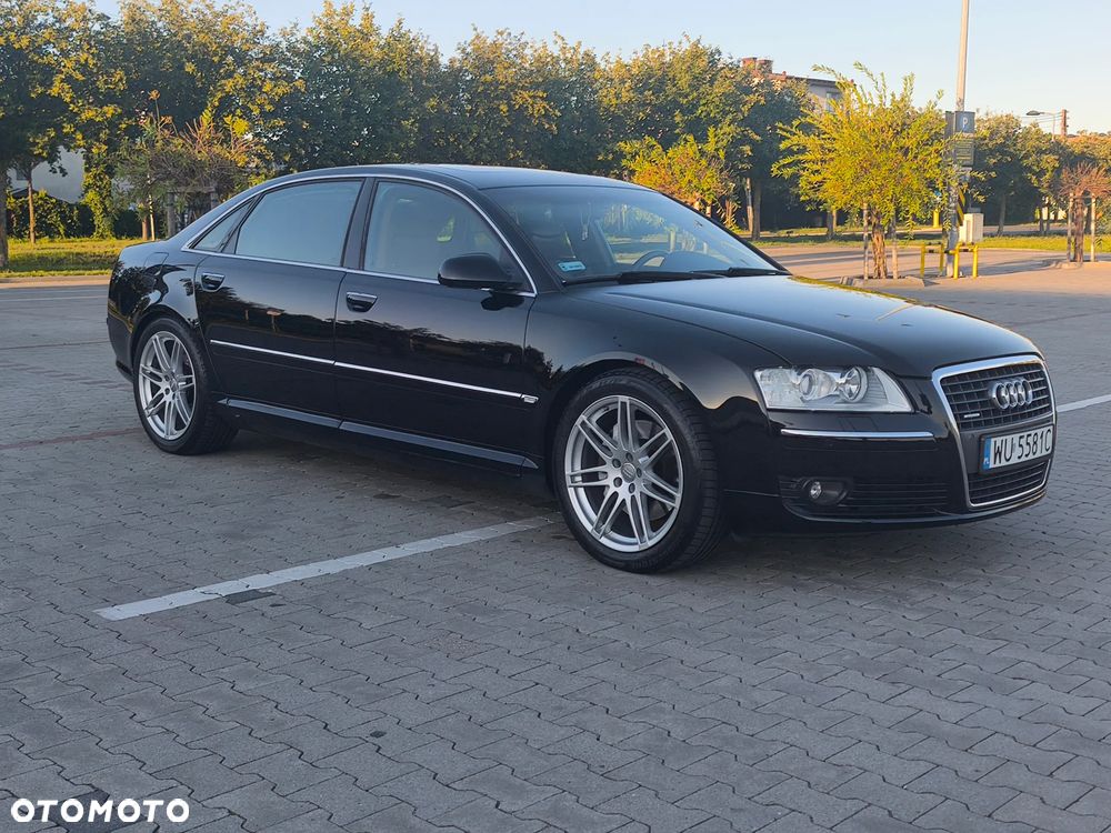 Audi A8 4.2 FSI L Quattro - 1