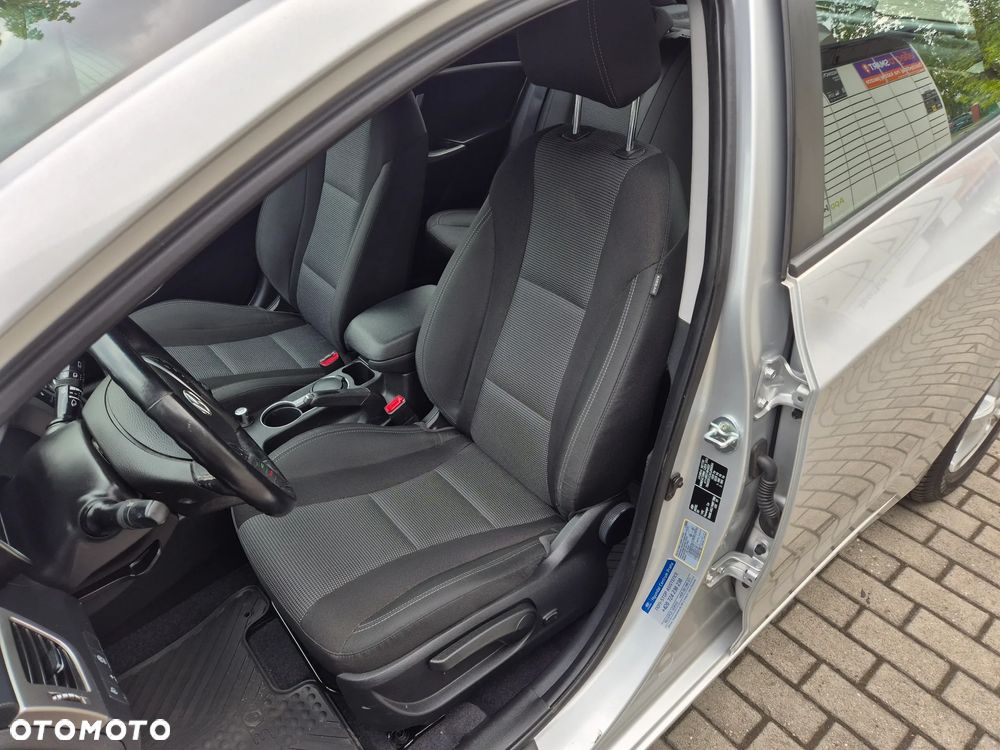 Hyundai i30 blue 1.6 GDI Trend - 19
