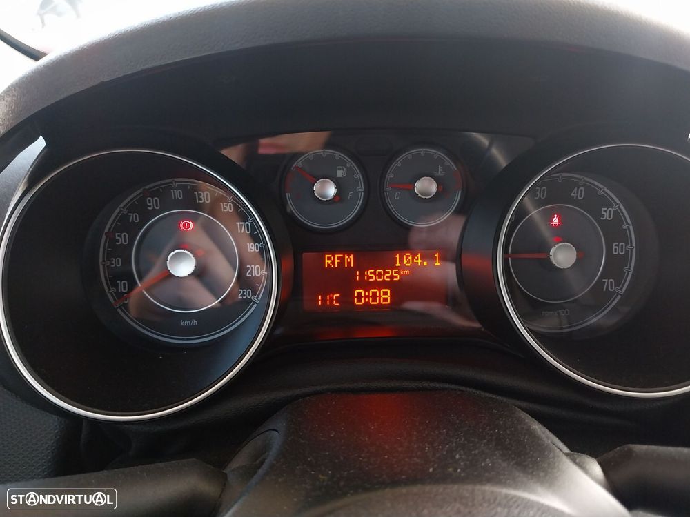 Fiat Punto 1.2 Lounge Start&Stop - 6