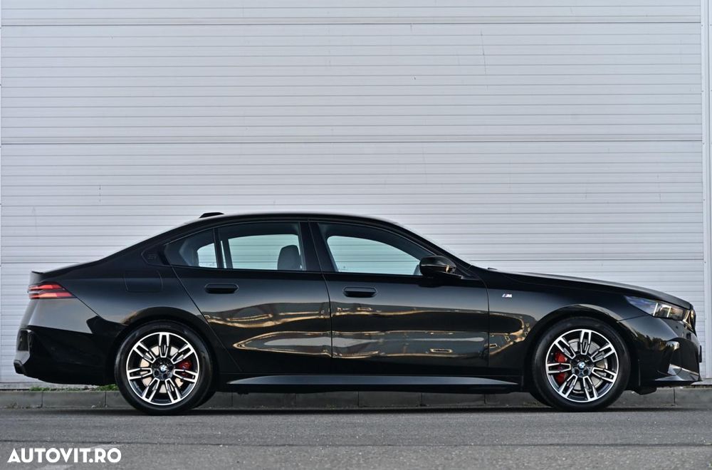 BMW Seria 5 2024 photo 4