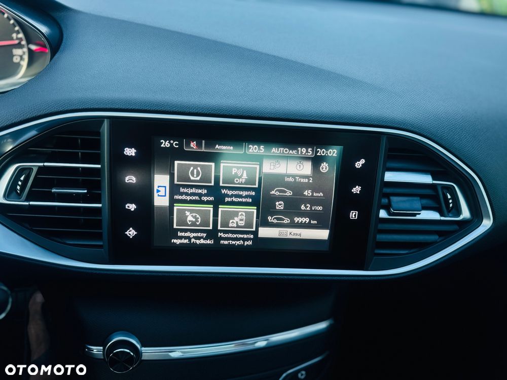 Peugeot 308 BlueHDi 150 Automatik Stop & Start Allure - 24