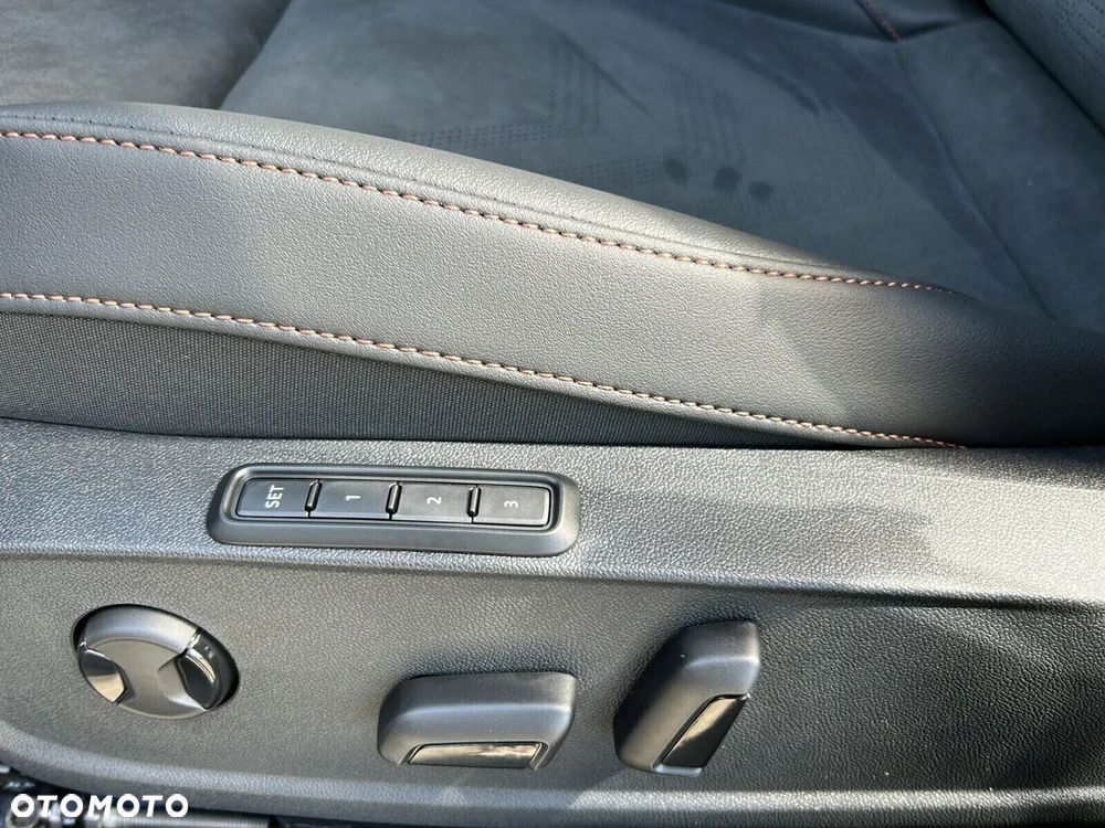 Cupra Formentor - 16