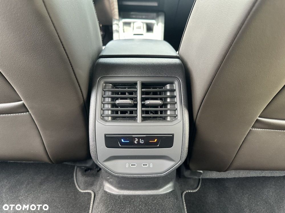 Seat Leon 1.0 eTSI Xcellence DSG - 37