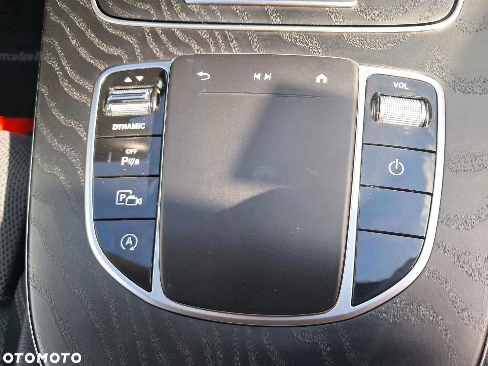 Mercedes-Benz Klasa E 220 d 4-Matic Business Edition - 14