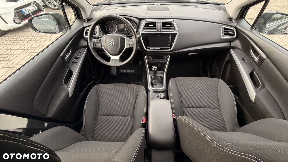 Suzuki S-Cross - 5