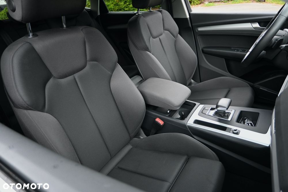 Audi Q5 40 TDI quattro S tronic S line - 28