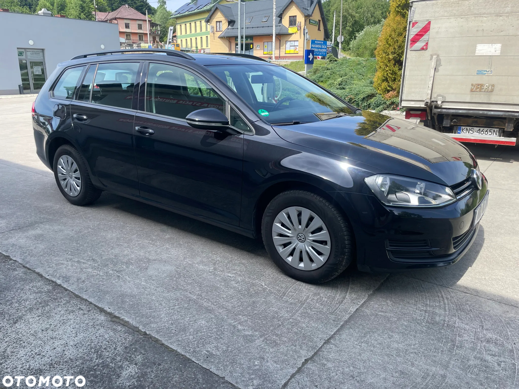 Volkswagen Golf 1.6 TDI BlueMotion Technology Comfortline - 8