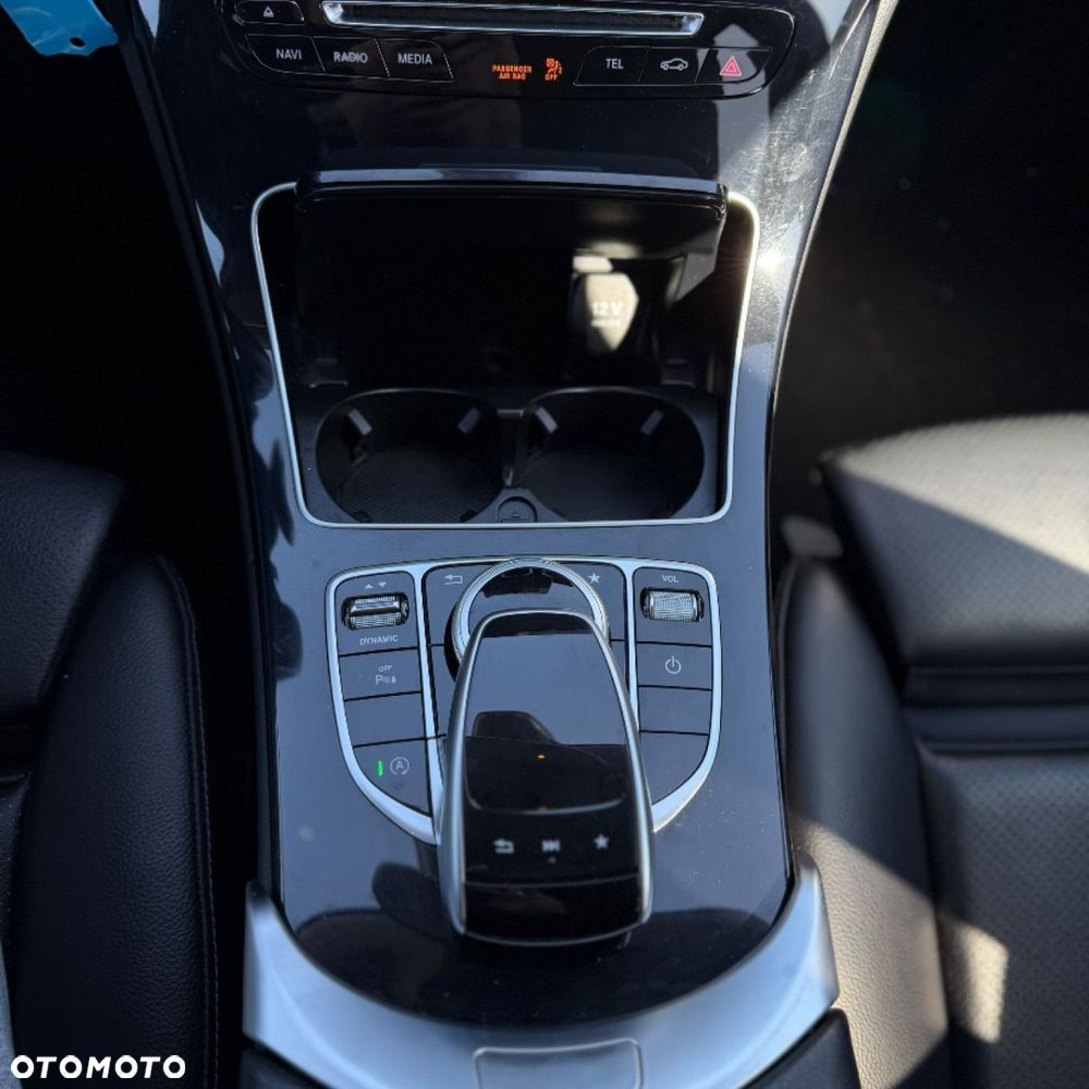 Mercedes-Benz Klasa C - 36