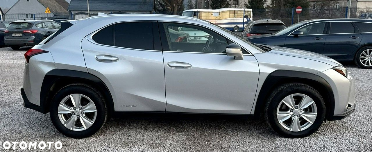 Lexus UX 250h Elegance 2WD - 4