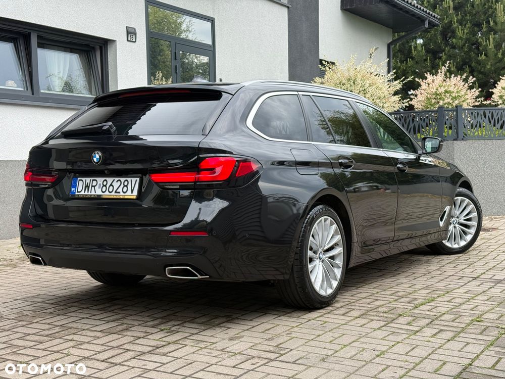 BMW Seria 5 518d Luxury Line sport - 3