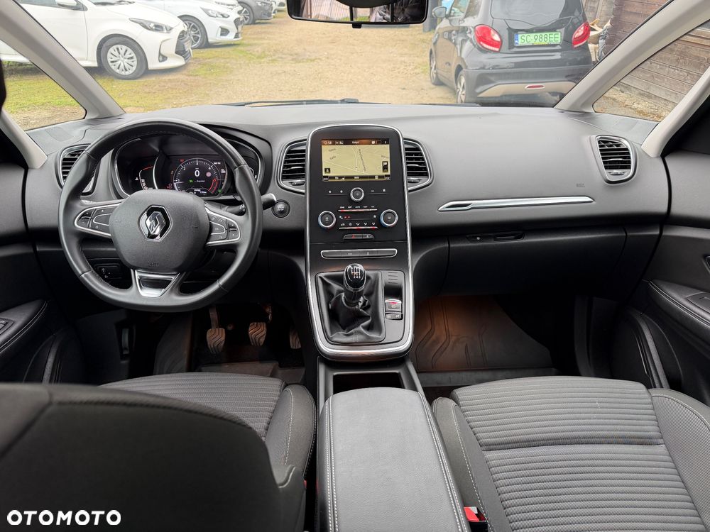 Renault Scenic - 20