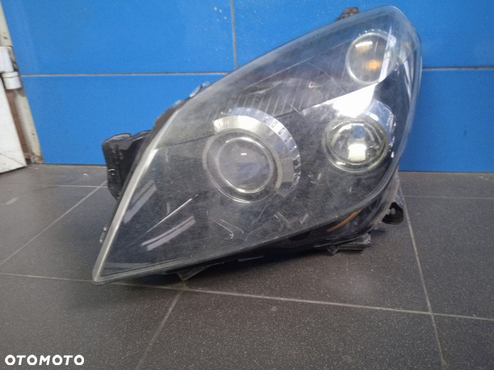 Lampa Lewa Przednia Opel Astra H - 1