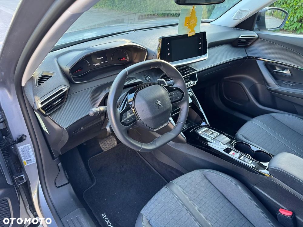 Peugeot 2008 PureTech 130 EAT8 Allure Pack - 21