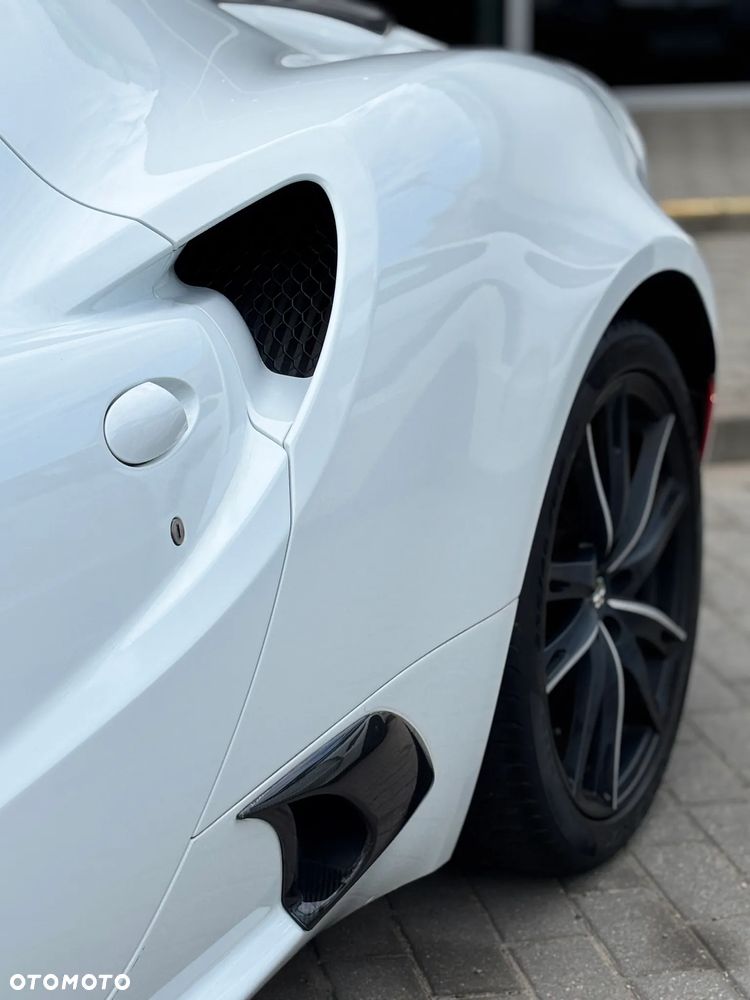 Alfa Romeo 4C 1.8 TBi - 9