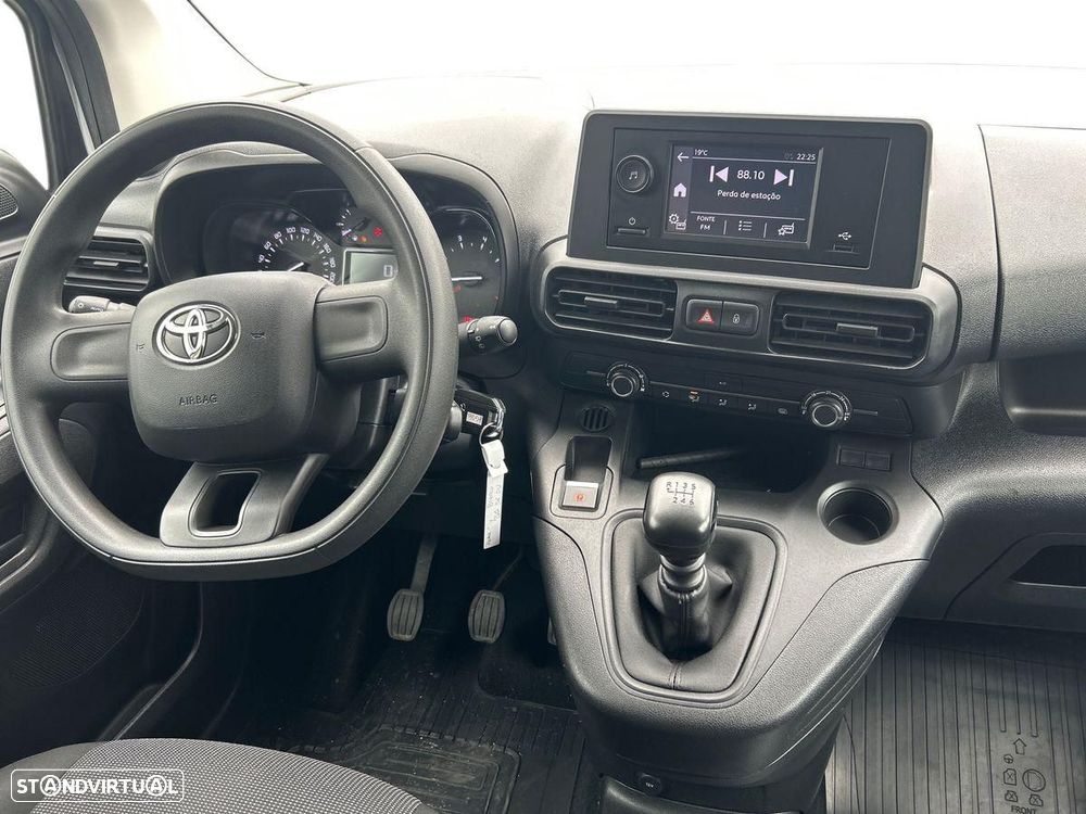 Toyota Proace - 11
