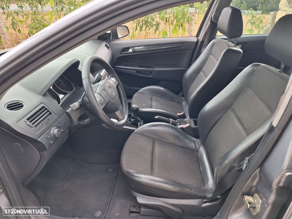 Opel Astra 1.3 CDTi Cosmo - 11