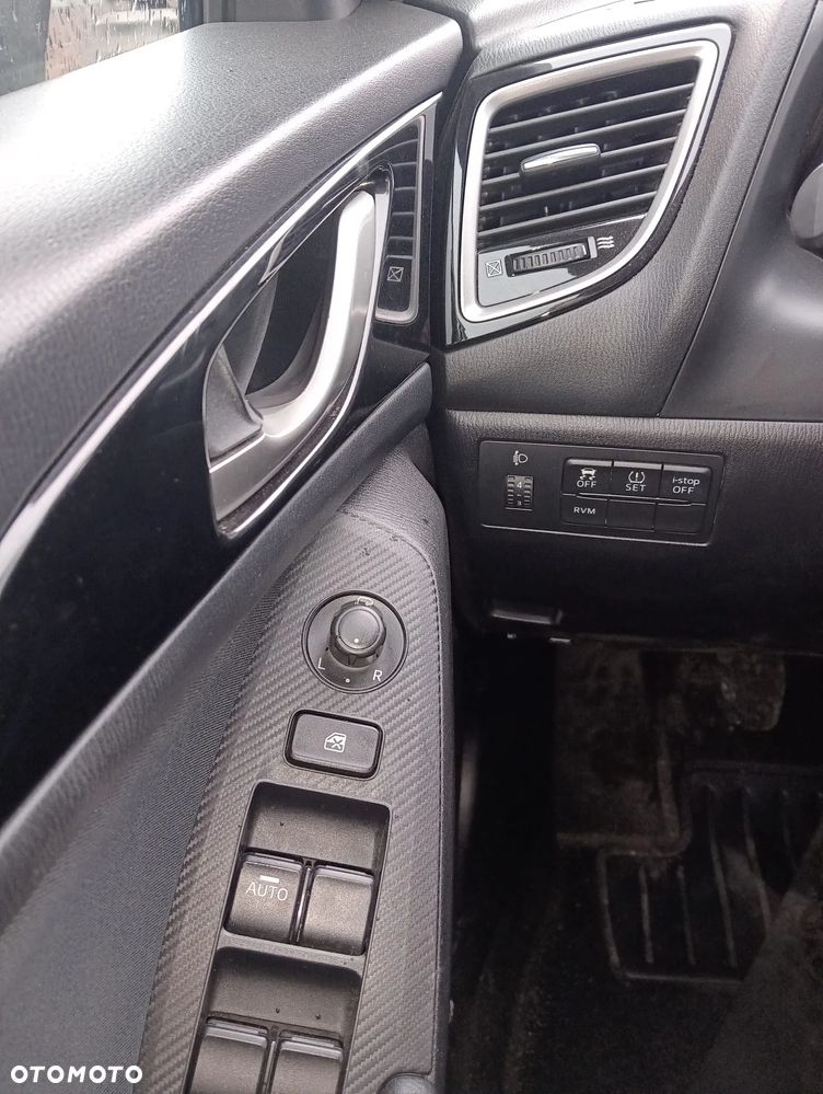 Mazda 3 SKYACTIV-G 120 Center-Line - 11