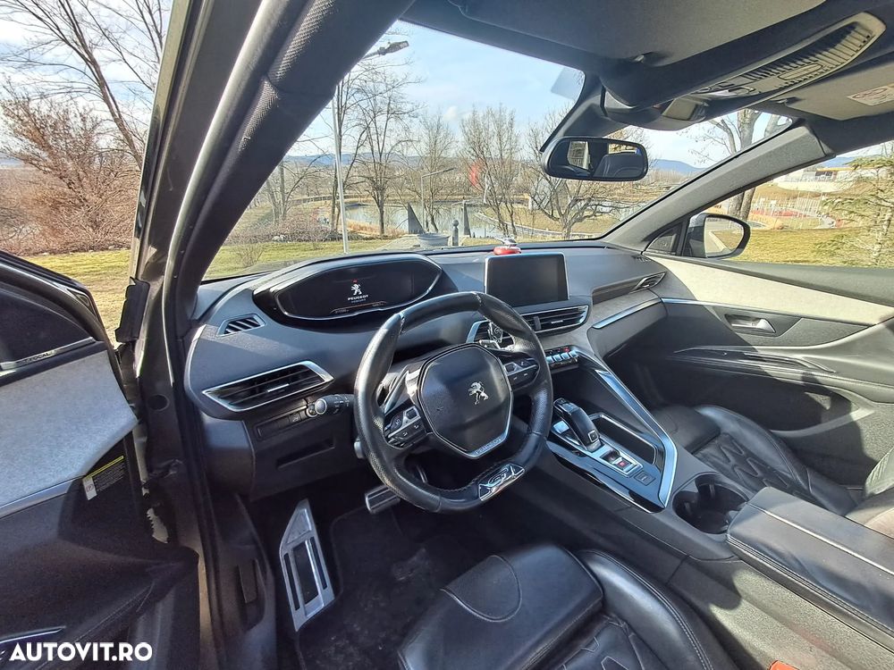 Peugeot 5008 - 9
