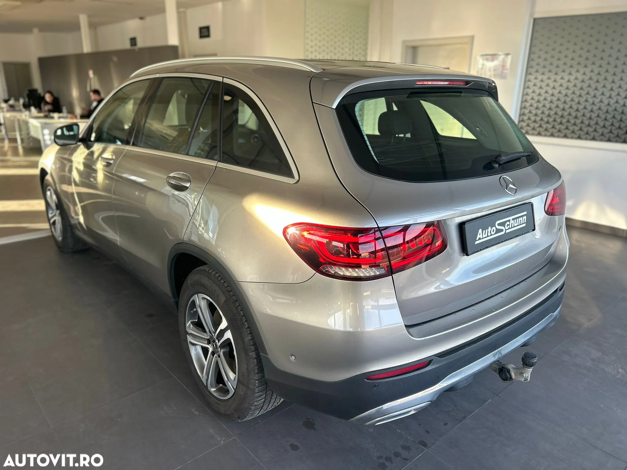 Mercedes-Benz GLC 220 d 4Matic 9G-TRONIC Exclusive - 8