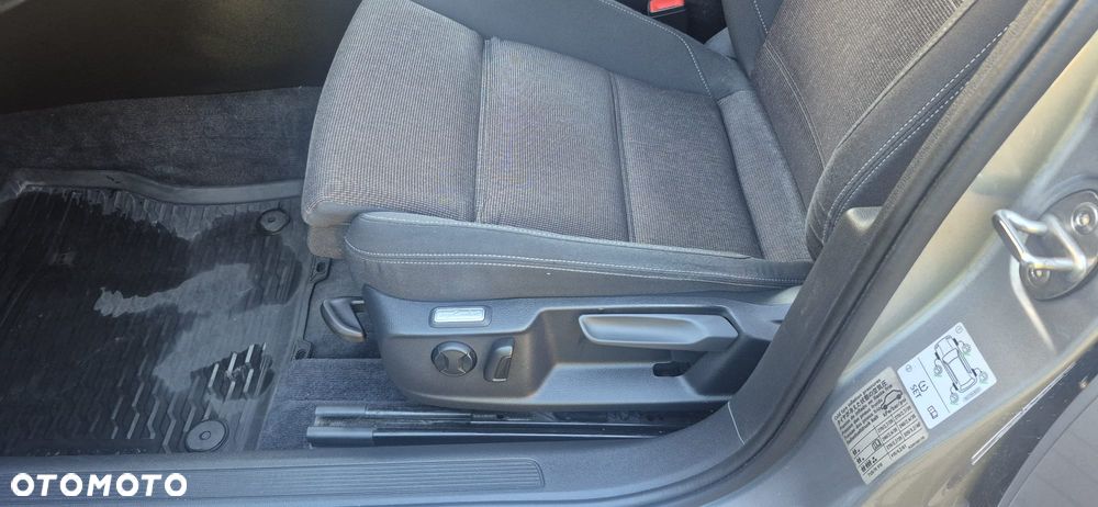 Volkswagen Passat - 6
