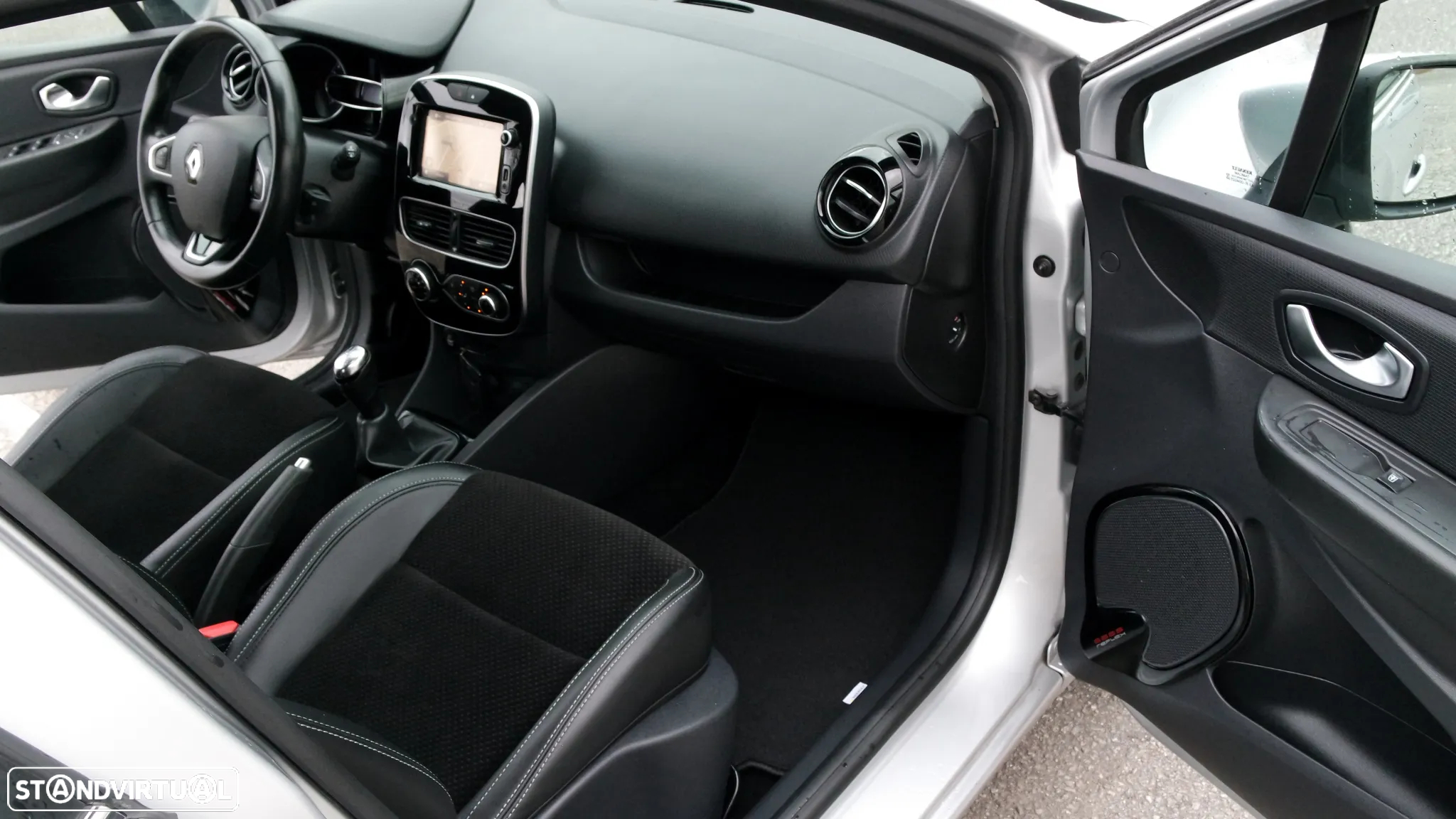 Renault Clio 0.9 TCE Dynamique S - 47