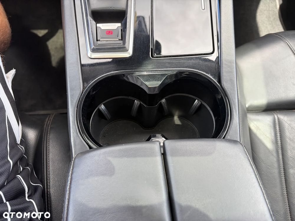 Peugeot 508 BlueHDi 130 EAT8 Allure - 21