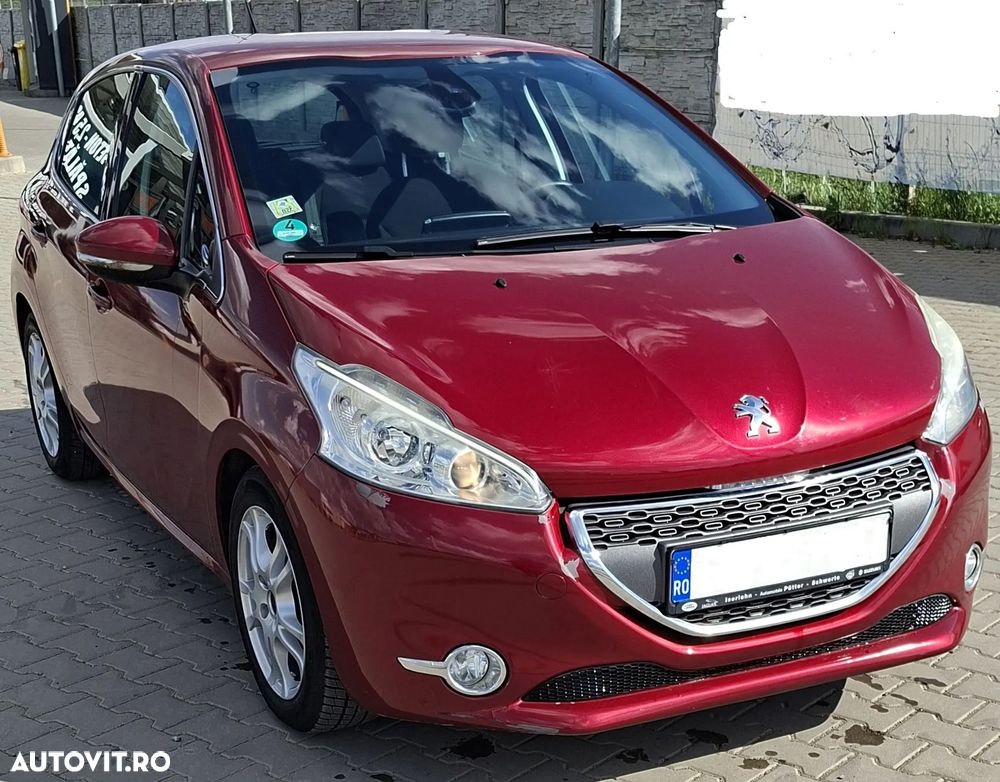 Peugeot 208 - 3