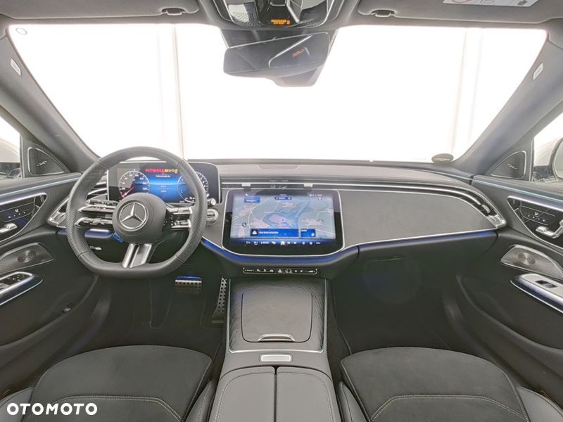 Mercedes-Benz Klasa E 300 de PHEV 4-Matic AMG 9G-Tronic - 6