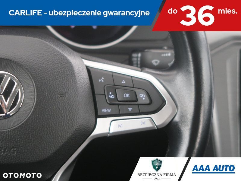 Volkswagen Passat - 19