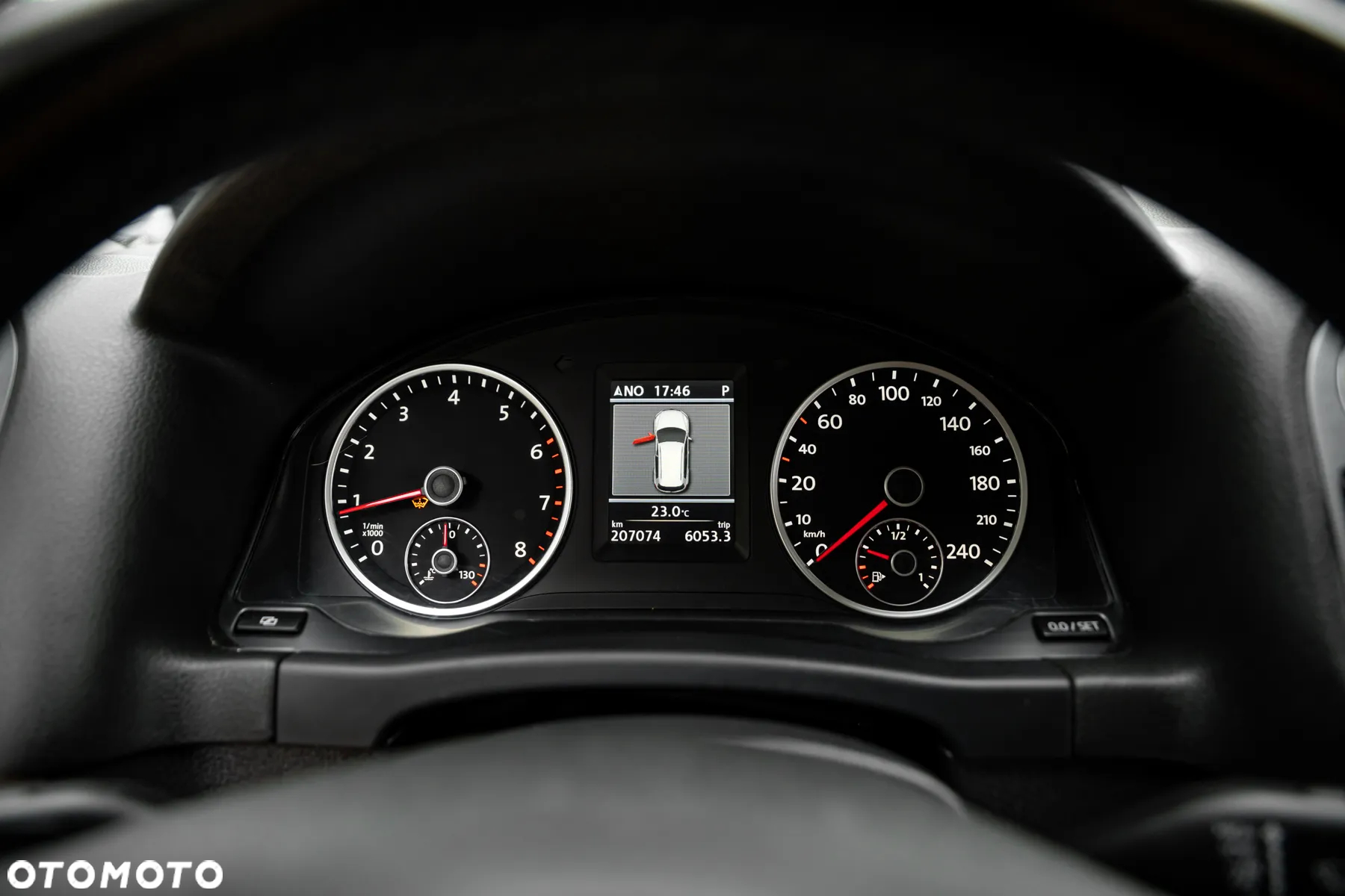 Volkswagen Tiguan 2.0 TSI 4Mot R-Style DSG - 28