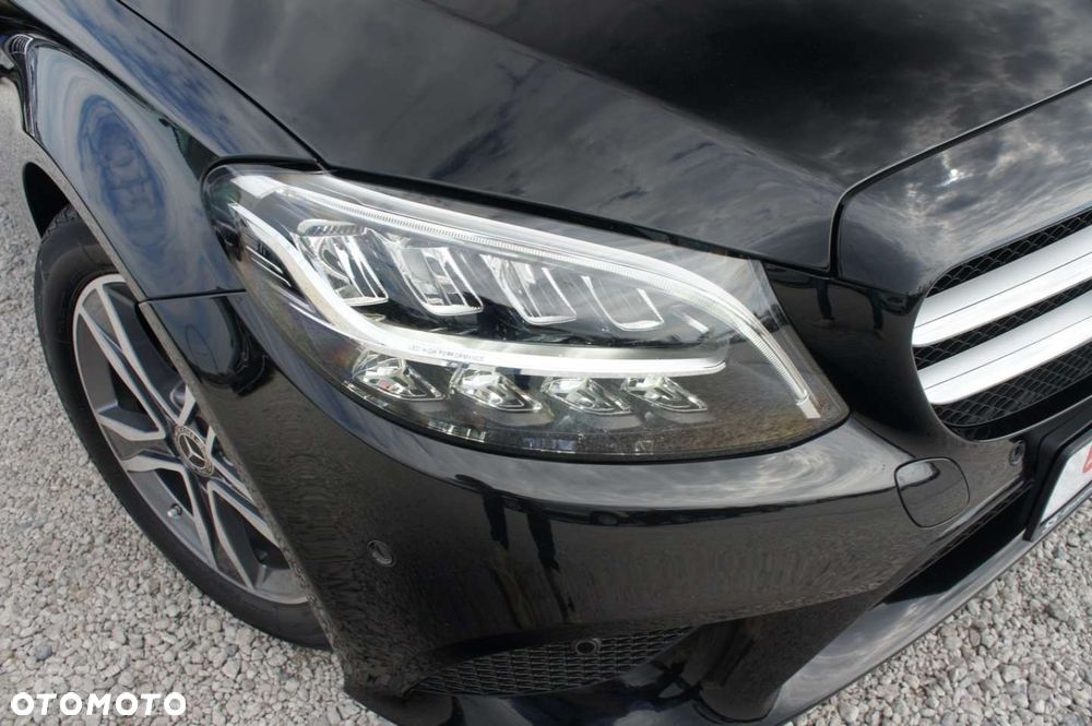 Mercedes-Benz Klasa C - 23