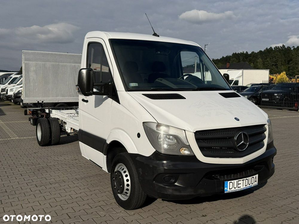 Mercedes-Benz Sprinter - 9