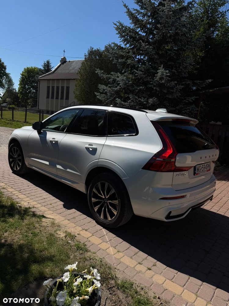 Volvo XC 60 B5 B AWD Momentum - 9