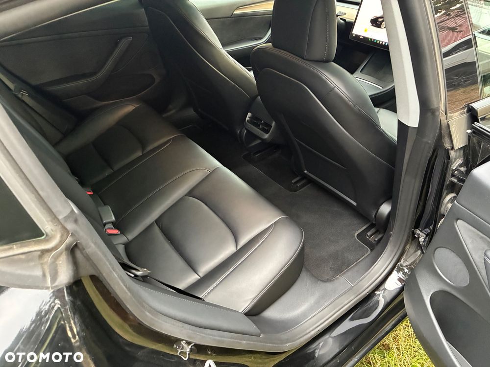 Tesla Model 3 RWD Standard - 17