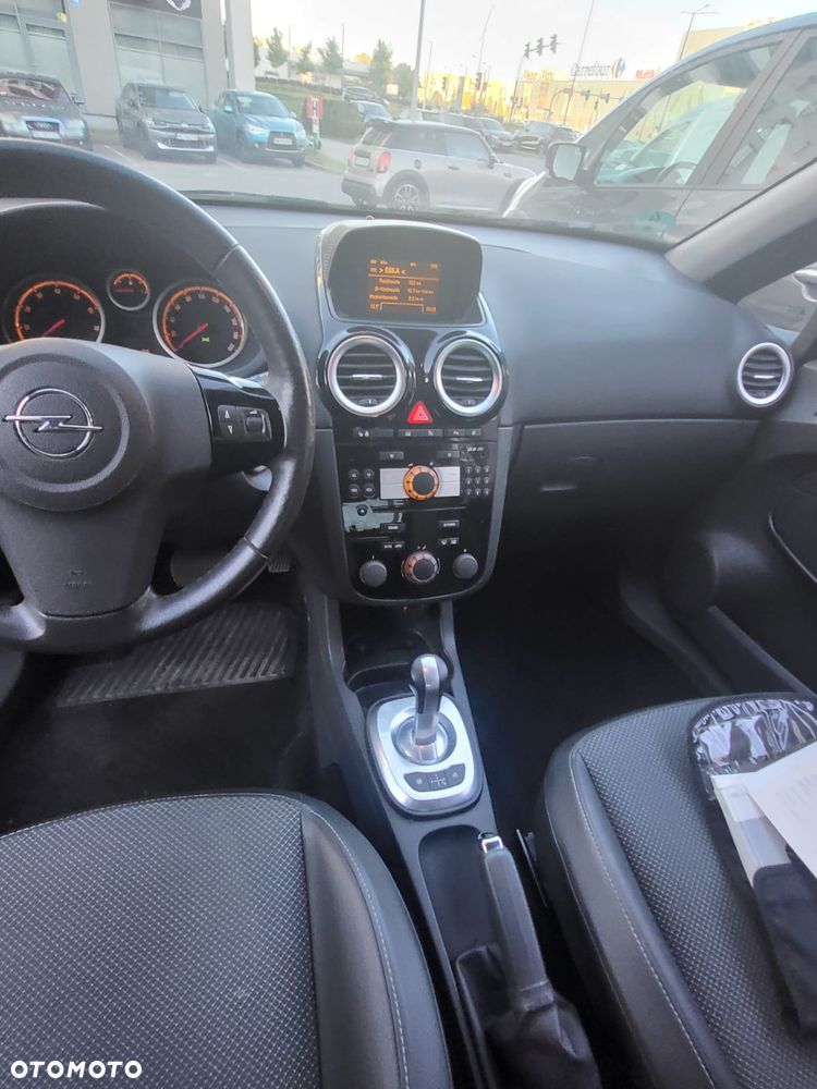 Opel Corsa - 25