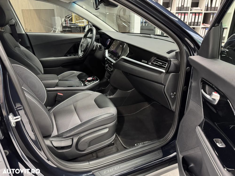 Kia Niro e-Niro 150 kW Vision - 17