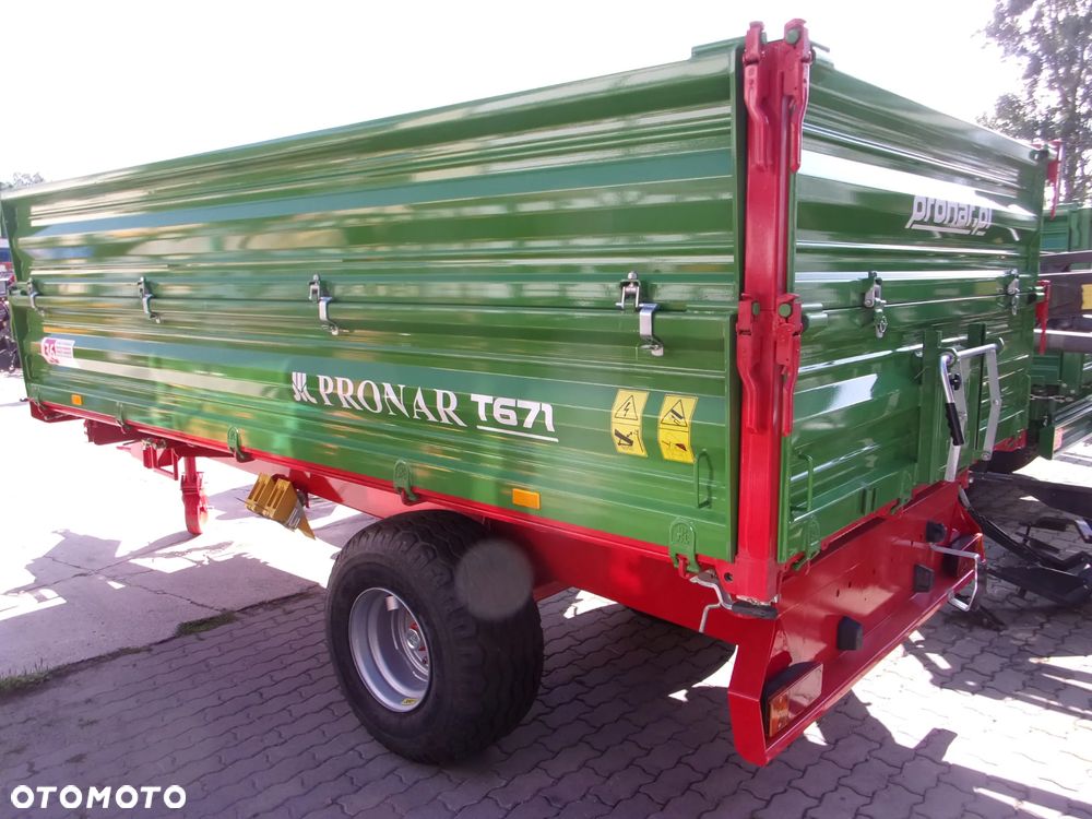 Pronar Przyczepy jednoosiowe Pronar T-655 2,5 tony, T654/2 4,7 tony T671 5-ton, Przyczepa Wodziński WTP1W1-3,5 tony,  WTP1W0-1 tona,  Przyczepa PR3T Euro-Masz 3 tony - 3