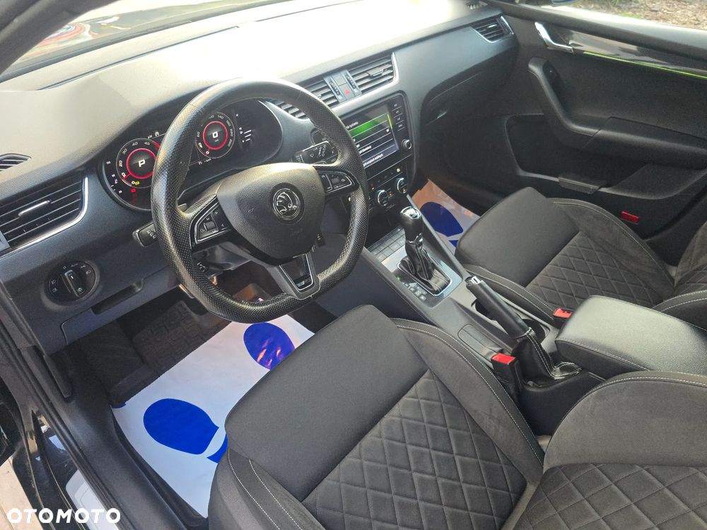 Skoda Octavia 2.0 TDI RS DSG - 9