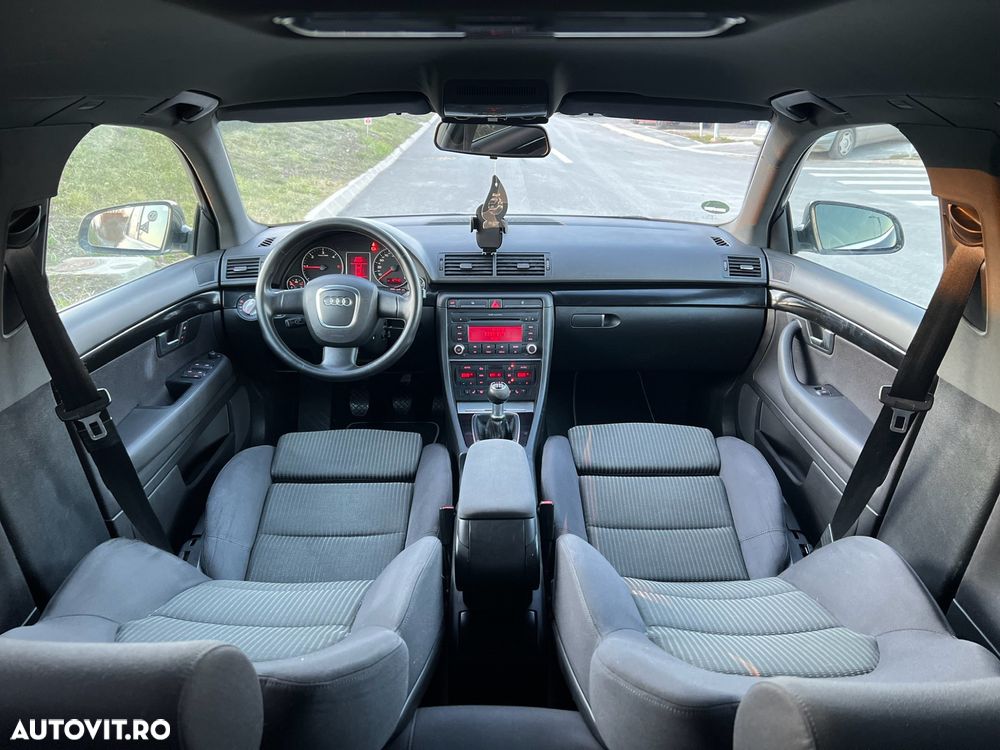 Audi A4 Avant 2.0 TDI - 8