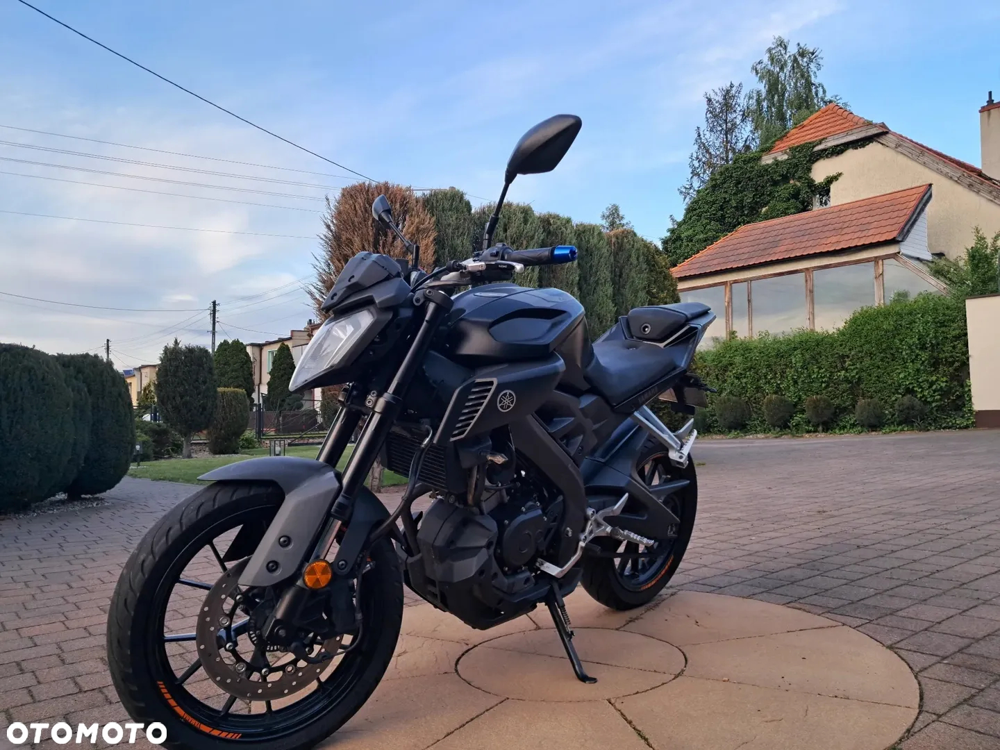 Yamaha MT - 2