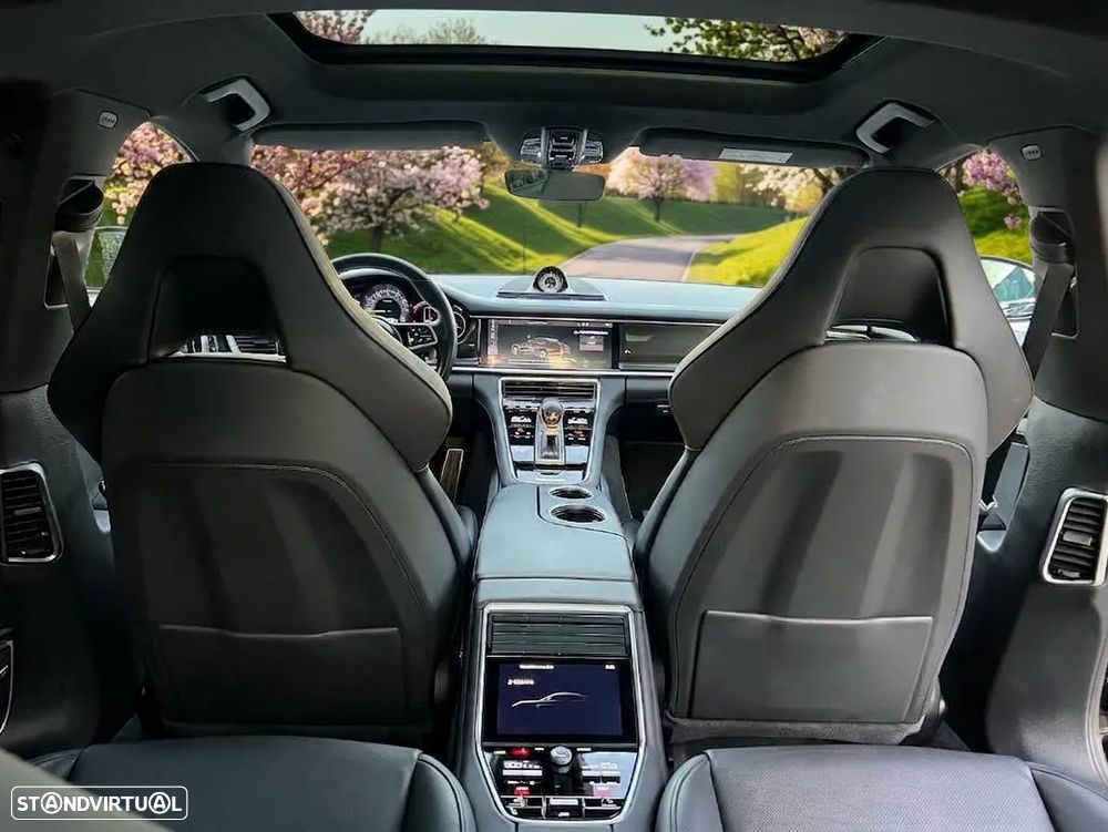 Porsche Panamera - 10