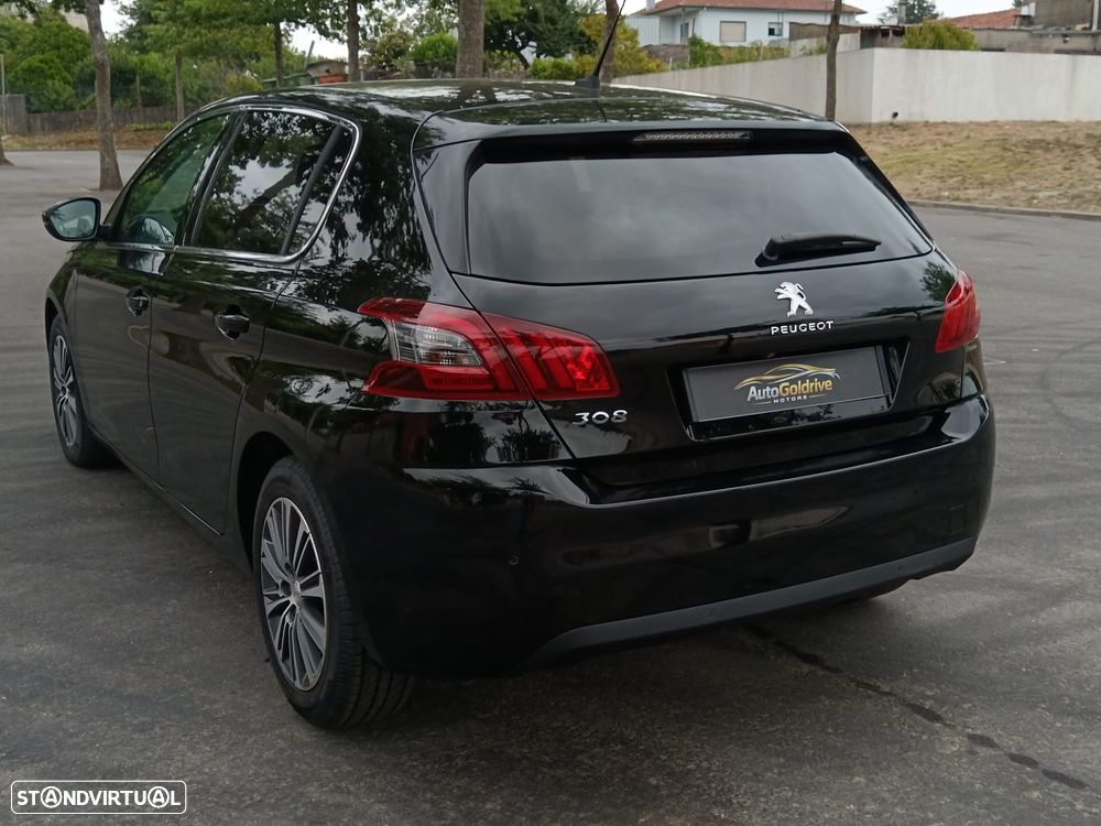 Peugeot 308 1.2 PureTech S&S Road Trip EAT8 - 9