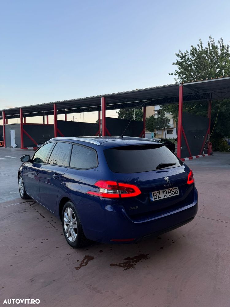 Peugeot 308 - 10