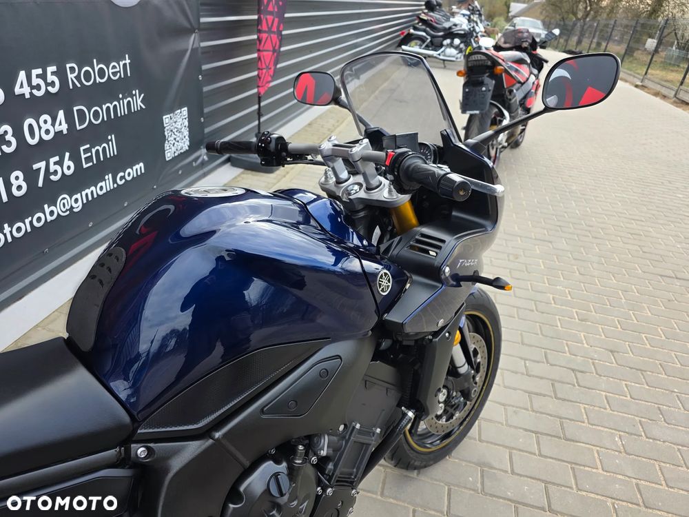 Yamaha FZ - 17