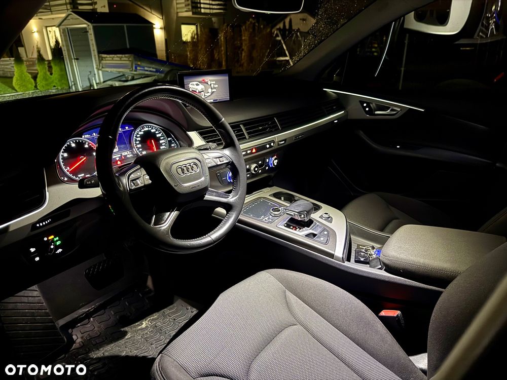 Audi Q7 - 17