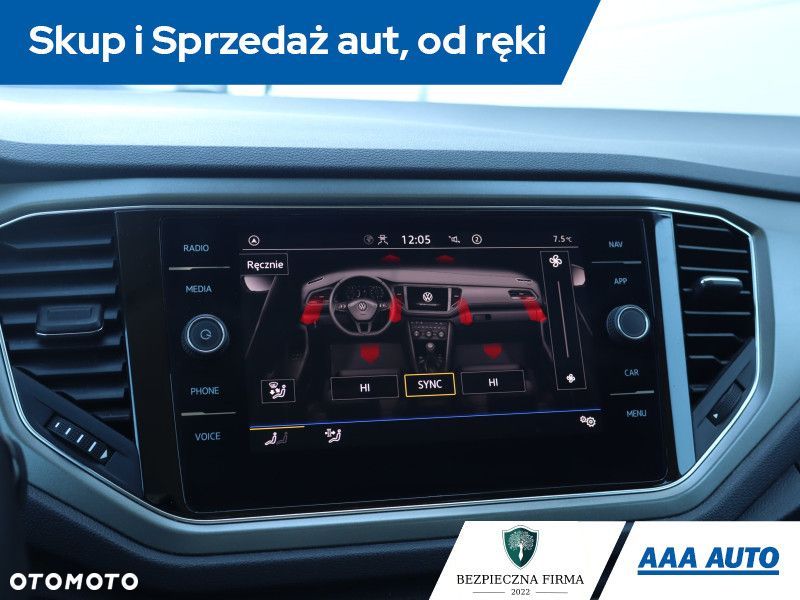 Volkswagen T-Roc - 15