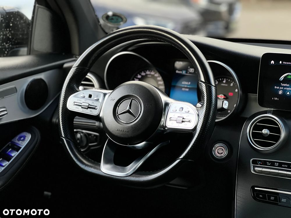 Mercedes-Benz GLC - 26