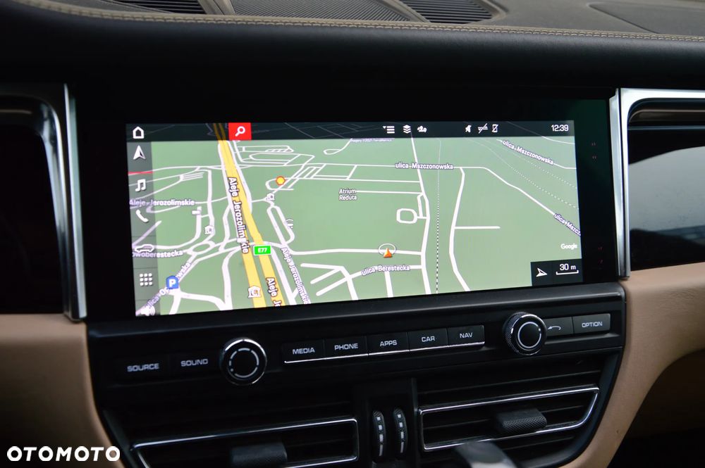 Porsche Macan Standard - 28