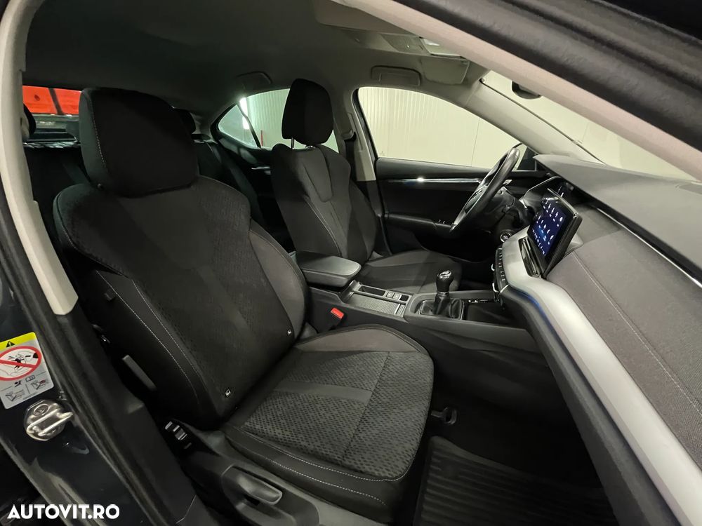Skoda Octavia 2.0 TDI Style - 11