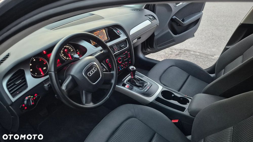 Audi A4 Avant 2.0 TDI DPF Attraction - 5